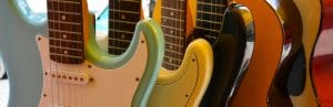 Quatre tricks spectaculaires à la guitare pour épater la galerie - ICM Musique
