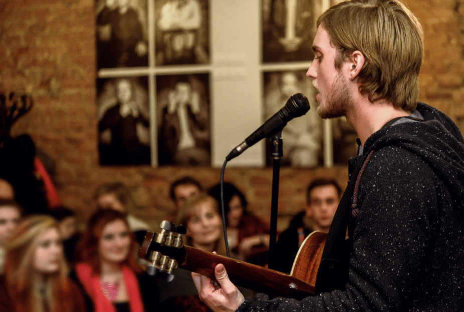 cours de chant et guitare à domicile icm