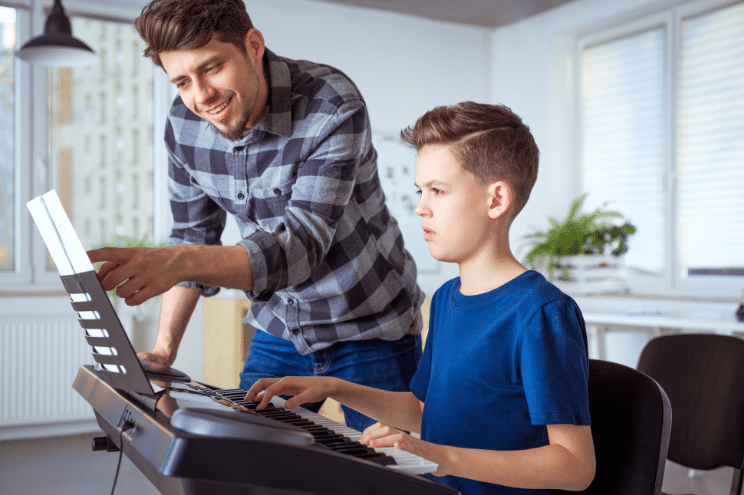 cours de piano à domicile icm fan de musique